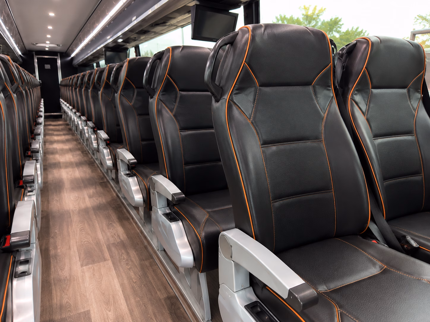charter buses for columbia area youth group retreats