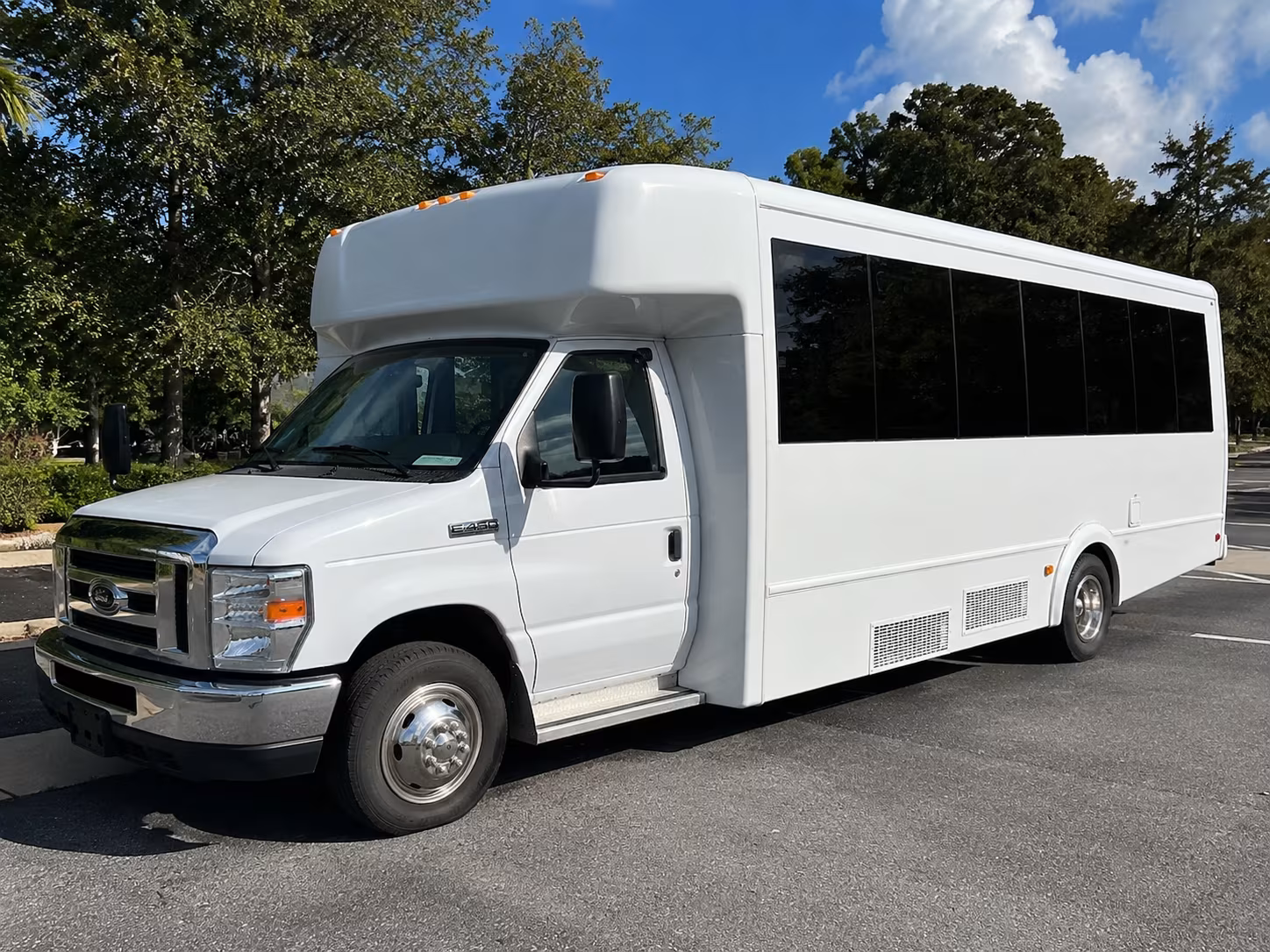 columbia new years eve party bus rental
